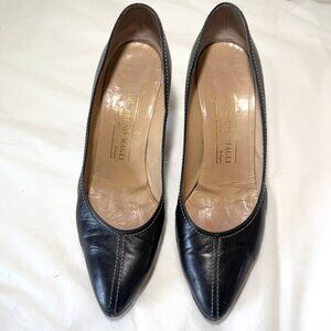 Bruno Magli Black Leather Pumps Classic Heel Made In Italy size 9 B